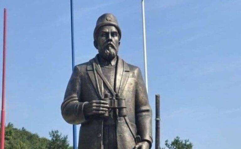 spomenik pavlu djurisicu
