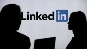 LinkedIn objavio rat botovima