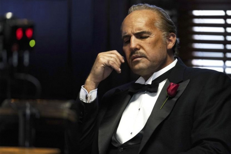 Marlon Brando kao Vito Korleone (Kum) Američki sekretar citirao lik iz filma 'Kum'