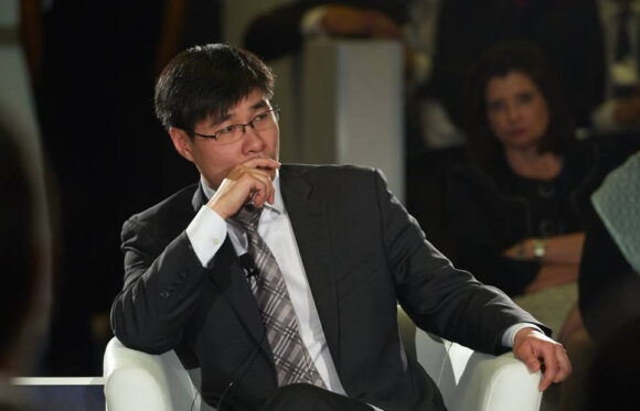 Profesor Džijang Šuećin: SAD će izgubiti rat protiv Irana