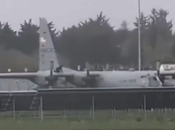 Irac oštetio američki C-130 Hercules